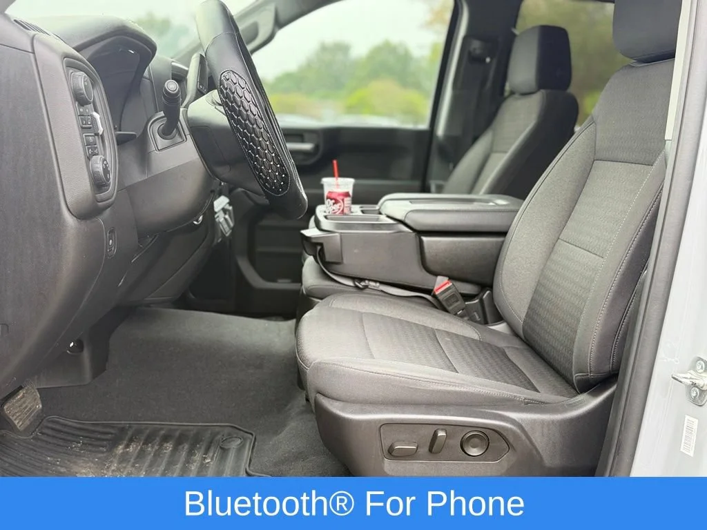 Used 2025 Slate Gray Metallic Chevrolet Custom image 27