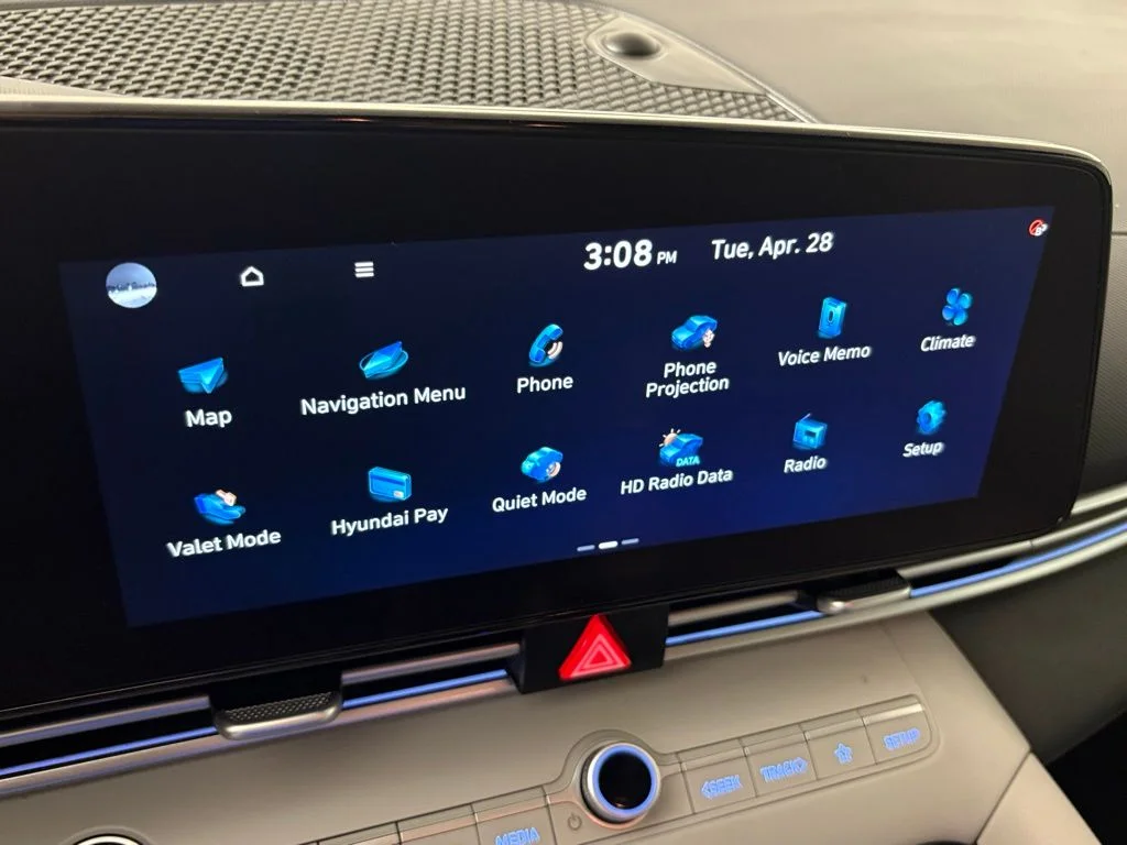 Used 2025 Gray Hyundai Limited image 25
