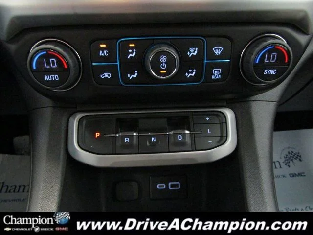 2023 GMC Acadia SLE - Photo 30