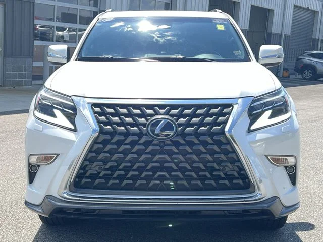 Used 2021  Lexus 460 Luxury image 16