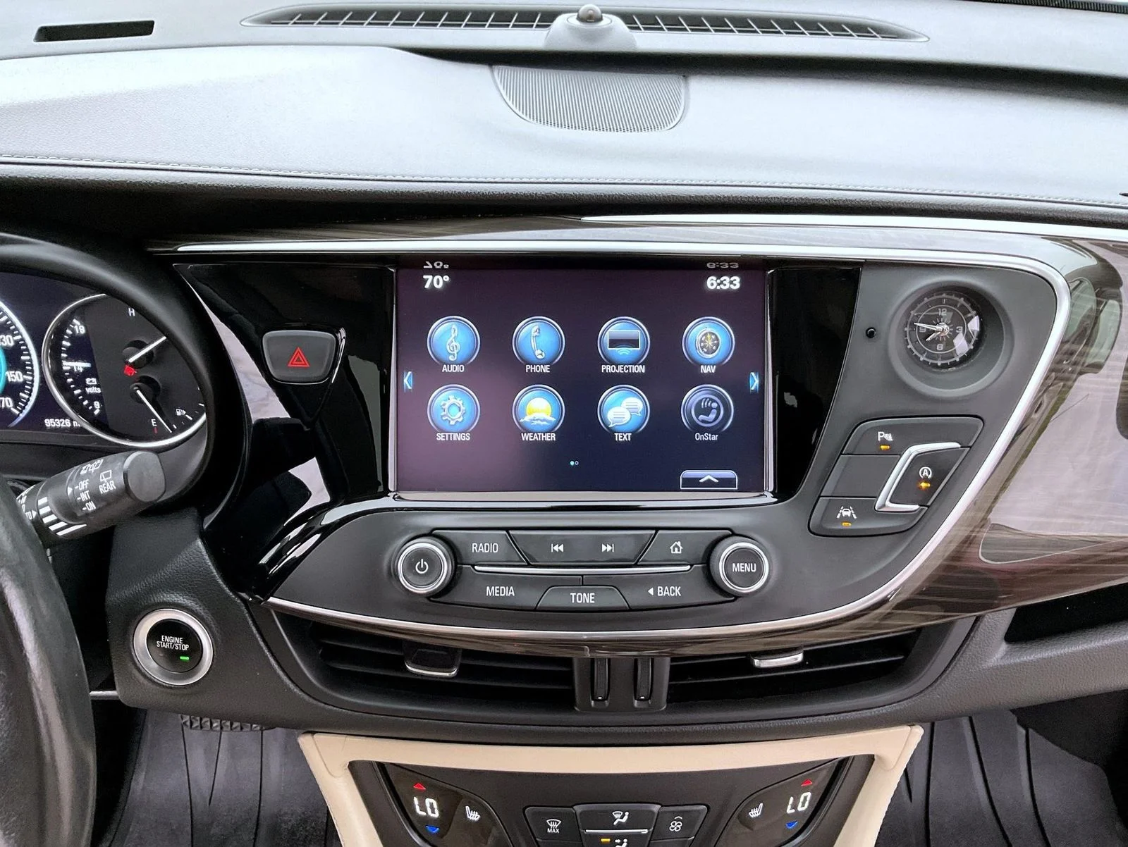 Used 2019 Red Buick Premium I image 13