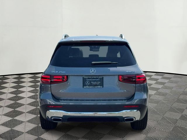 Used 2026  Mercedes-Benz GLB 250 image 10