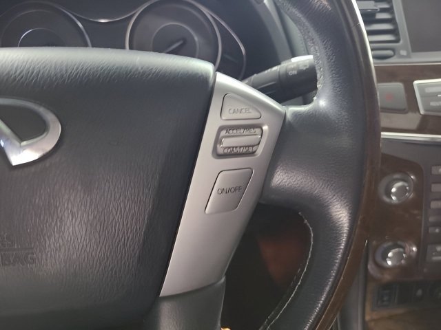 Used 2017 Graphite Shadow INFINITI Base image 29
