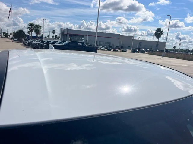 Used 2023 White Nissan S image 7