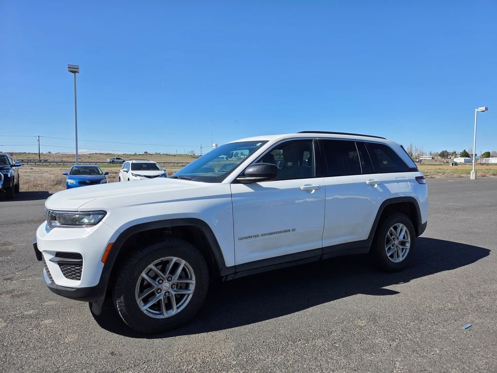 2024 Jeep Grand Cherokee Laredo X 4x4's photo