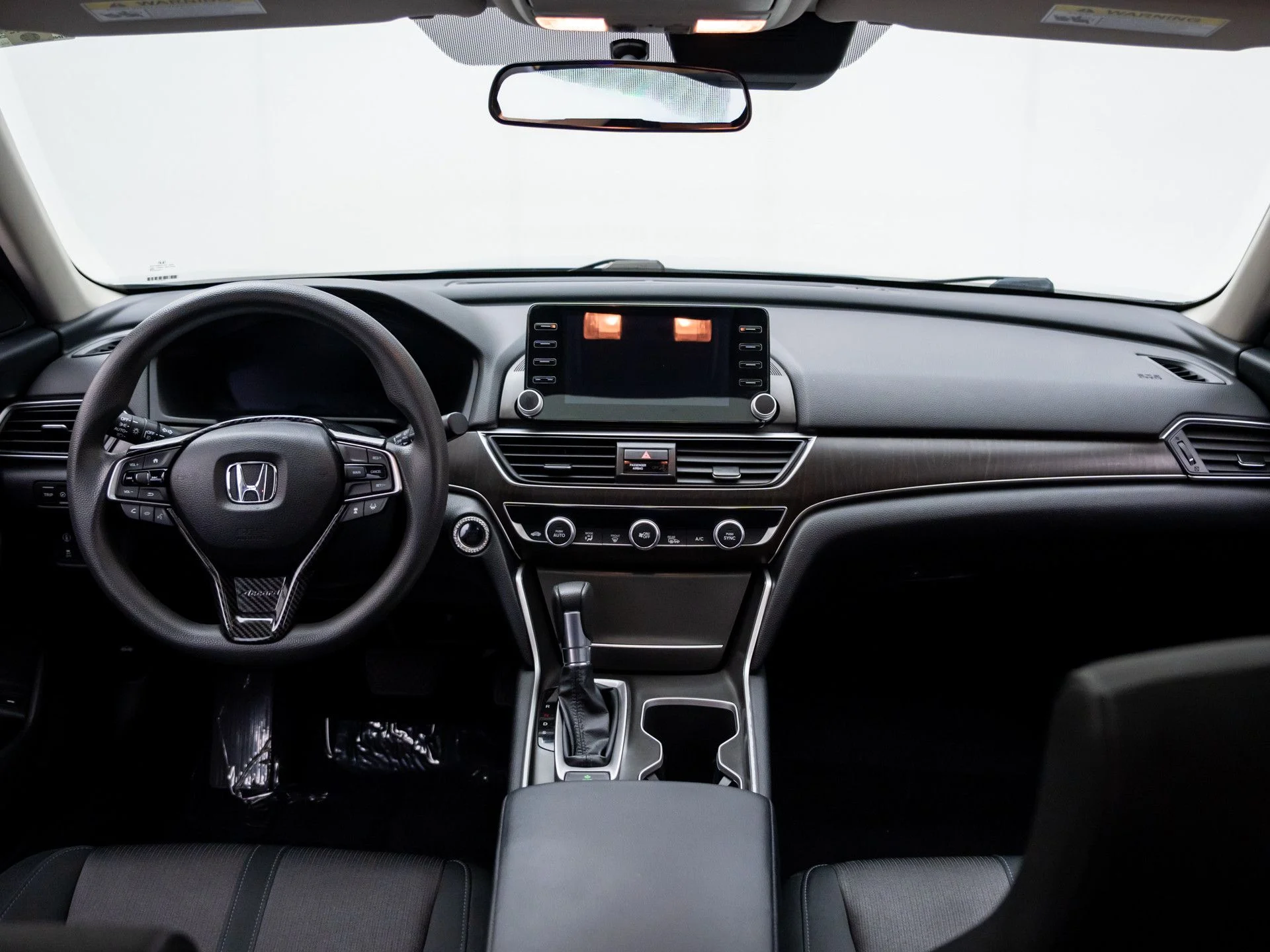 Used 2018  Honda EX image 10