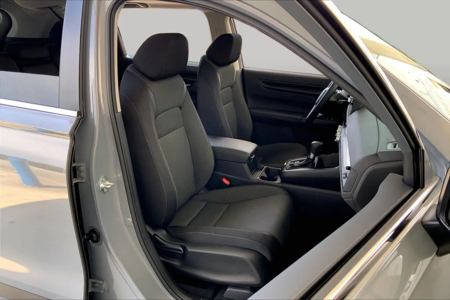 2026 Honda CR-V EX - Photo 9
