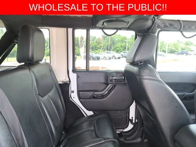 Used 2014 White Jeep Unlimited Sahara image 6