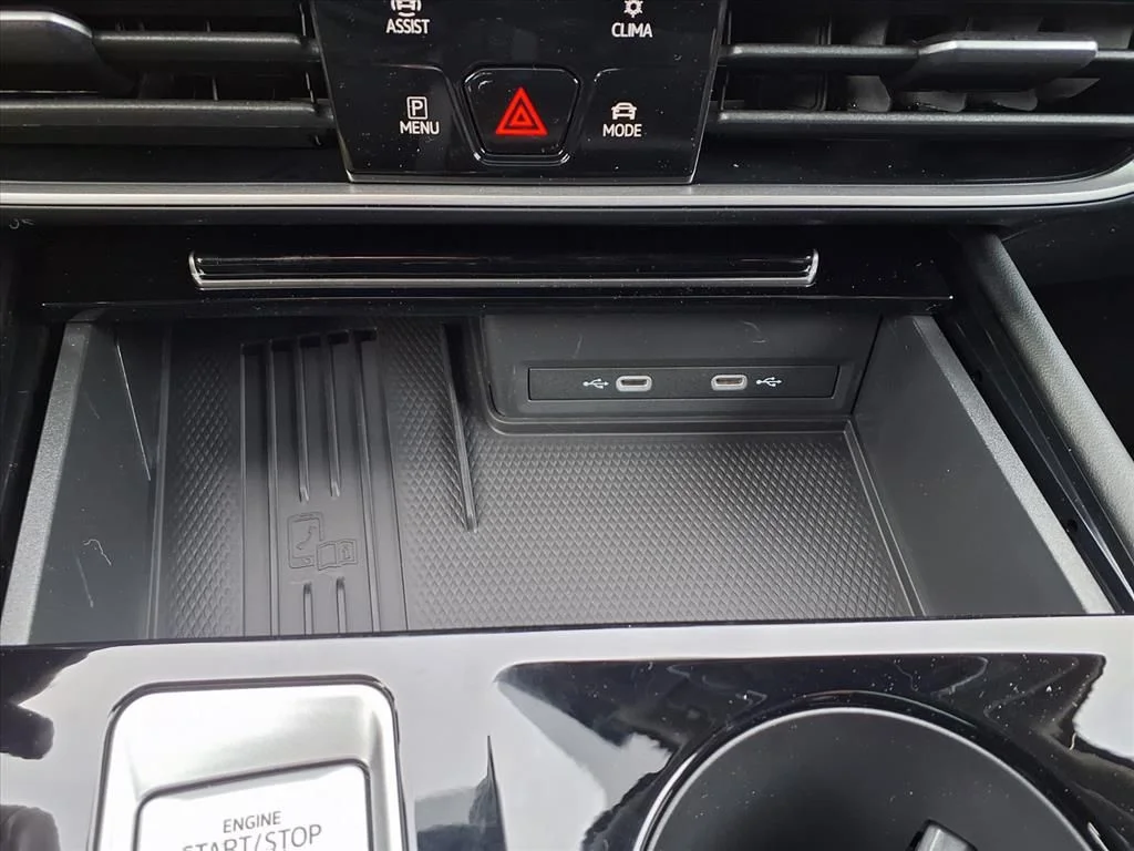 New 2026 Opal White Pearl Volkswagen 2.0T Peak Edition image 25