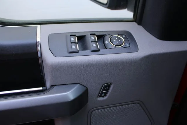 Used 2019 Red Ford XLT image 11