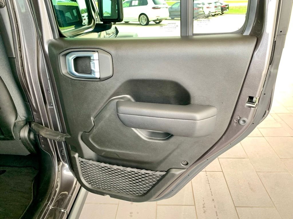 Used 2024 Gray Jeep Rubicon X image 24