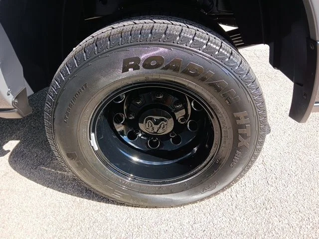 New 2026 Ceramic Gray Clear-Coat Exterior Paint RAM Laramie image 59