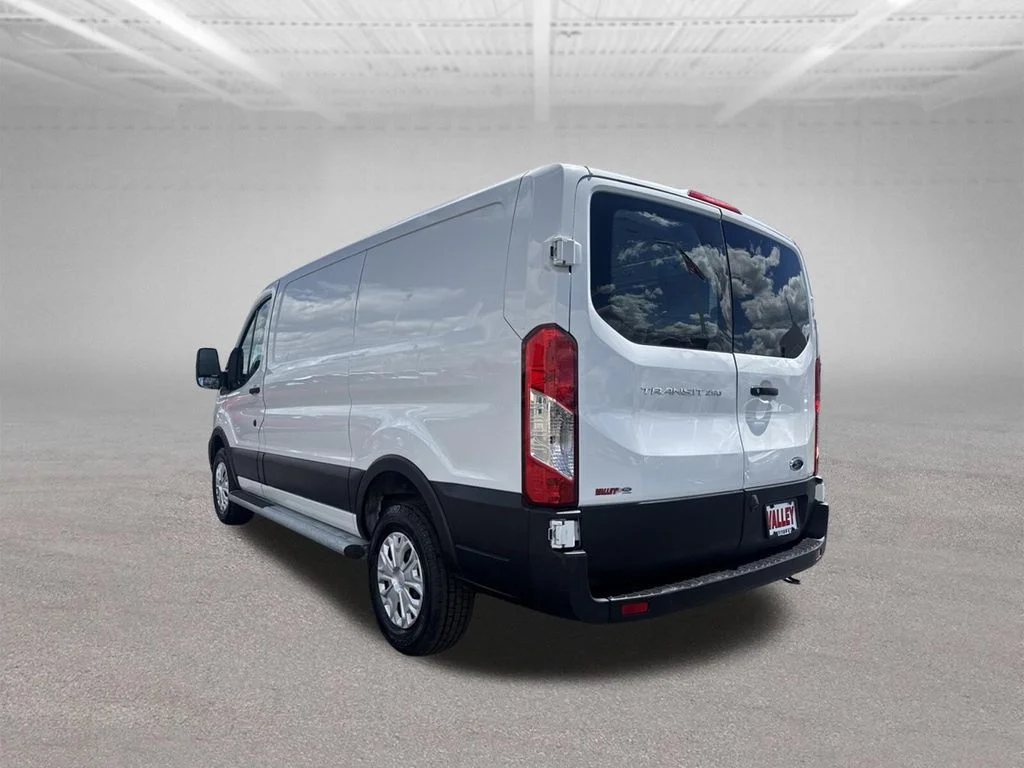 Used 2023 Oxford White Ford Base image 11