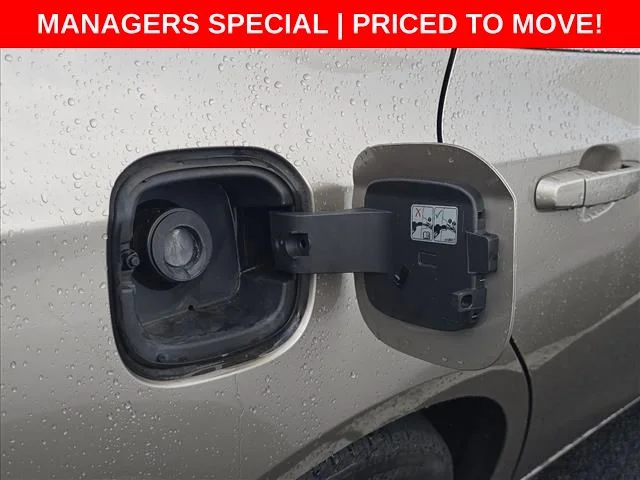 Used 2022 Gray Chevrolet LT image 33