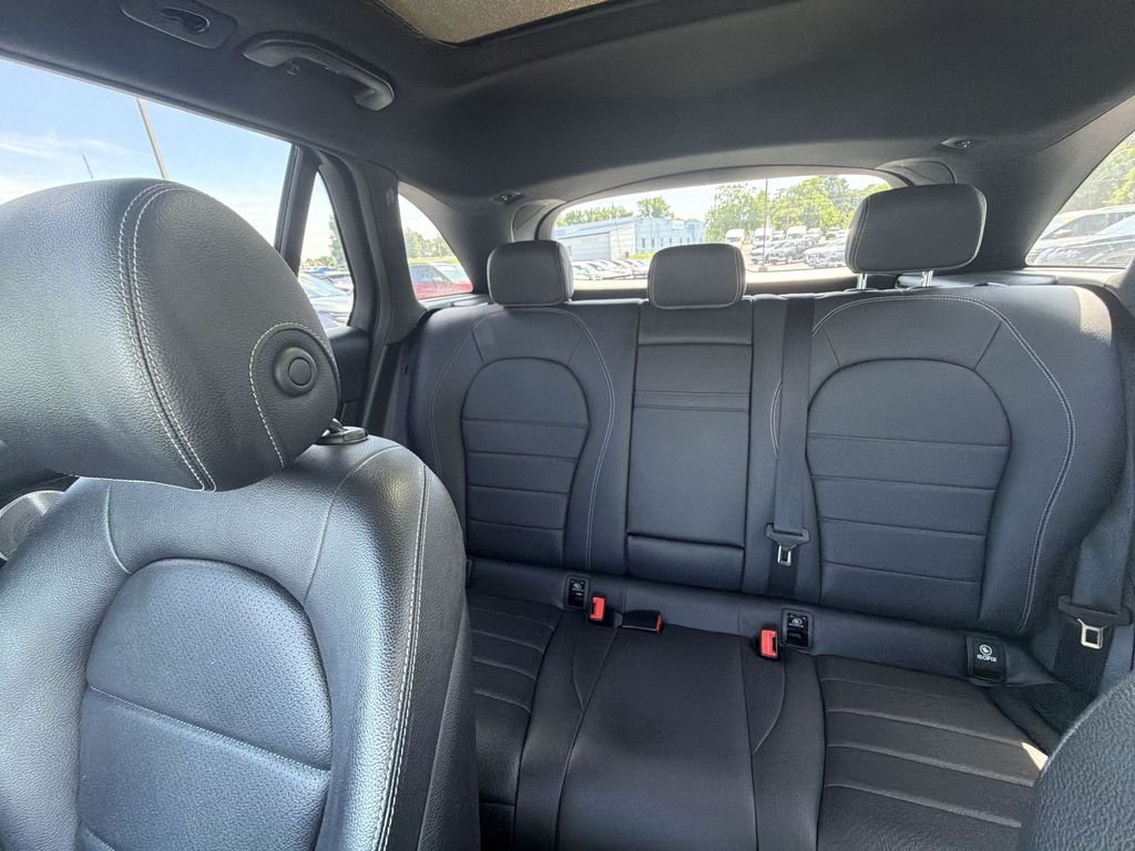Used 2018 Black Mercedes-Benz GLC 300 image 28