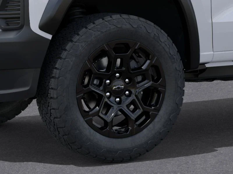 New 2026 Summit White Chevrolet Trail Boss image 9