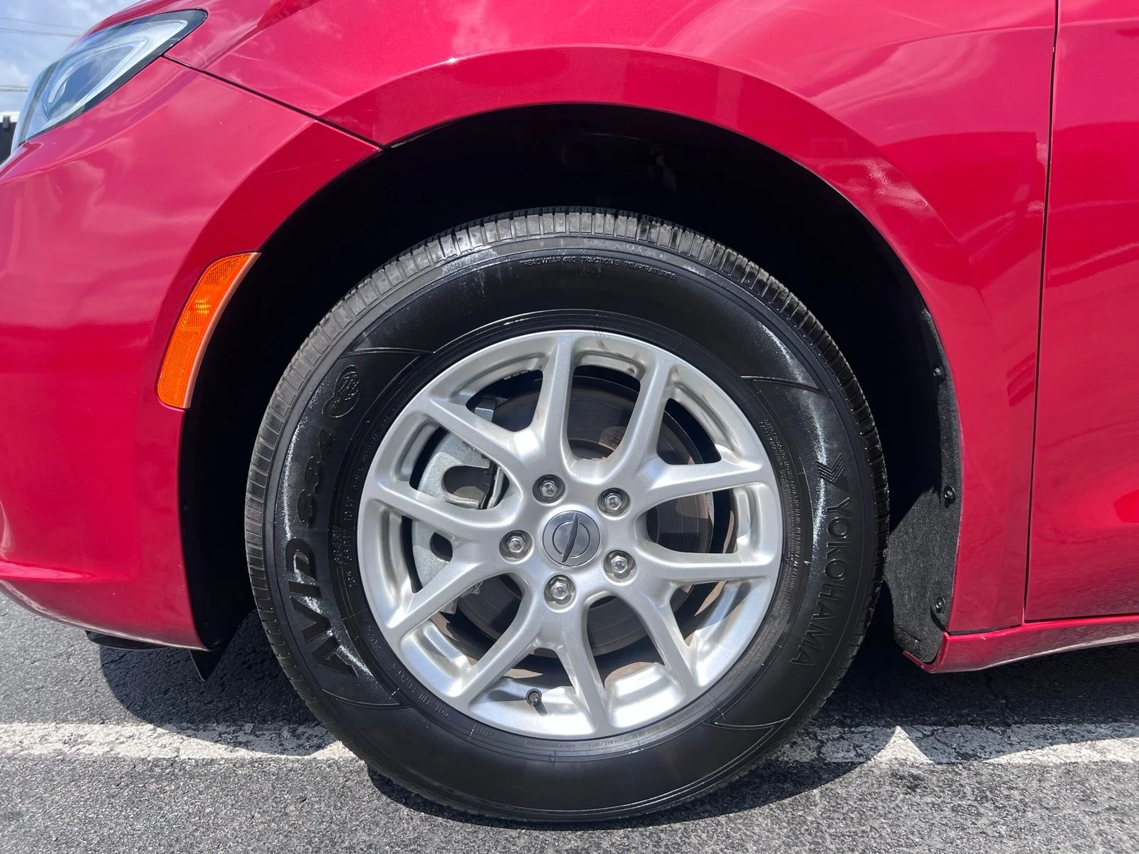 Used 2025 Red Chrysler Select image 19