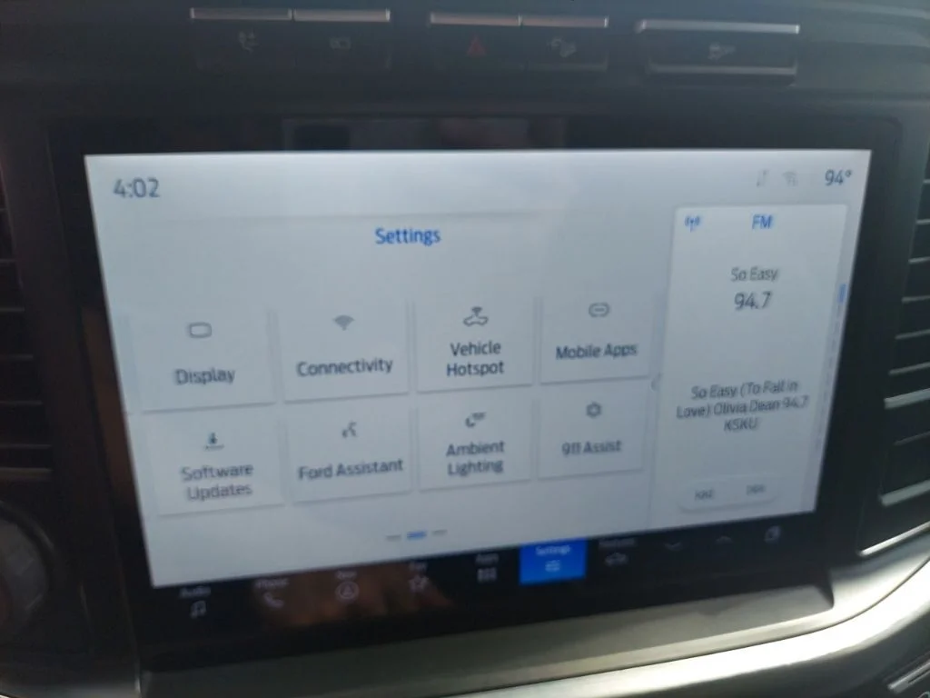 Used 2021 Silver Ford Lariat image 29