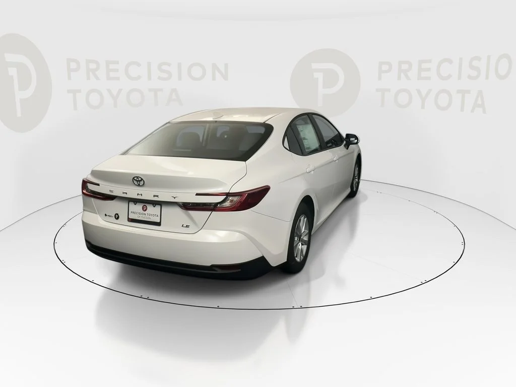 New 2026 Ice Cap Toyota LE image 18