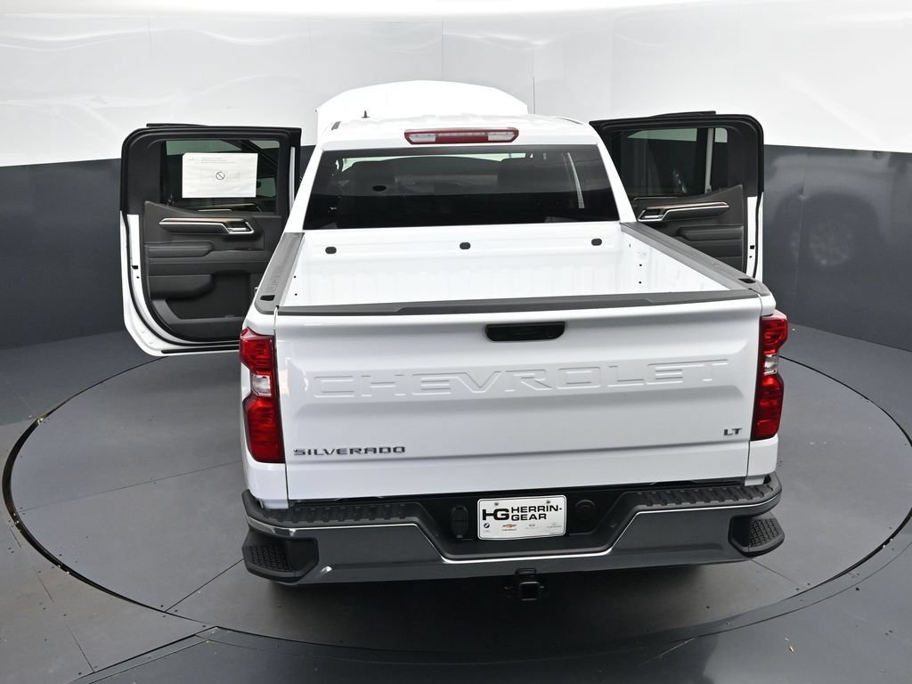New 2026 Summit White Chevrolet LT (2FL) image 48