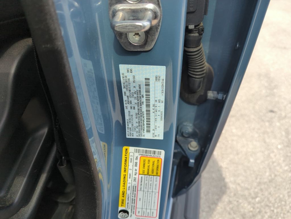 Used 2024 Gray Ford Badlands image 37