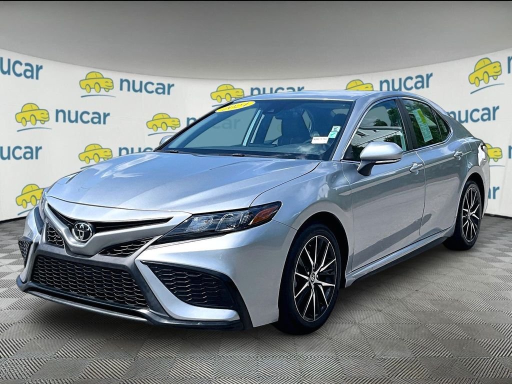 Used 2024 Silver Toyota SE image 3