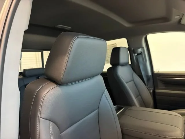 New 2026 Onyx Black GMC SLT image 30
