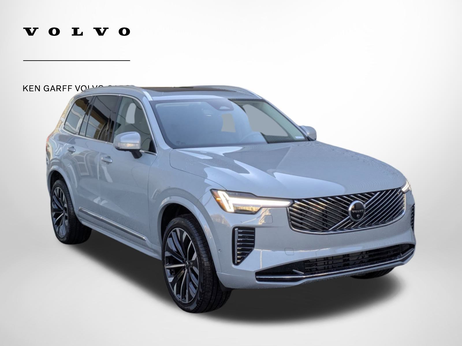 2026 Volvo XC90 B5 Plus Bright 4WD's photo