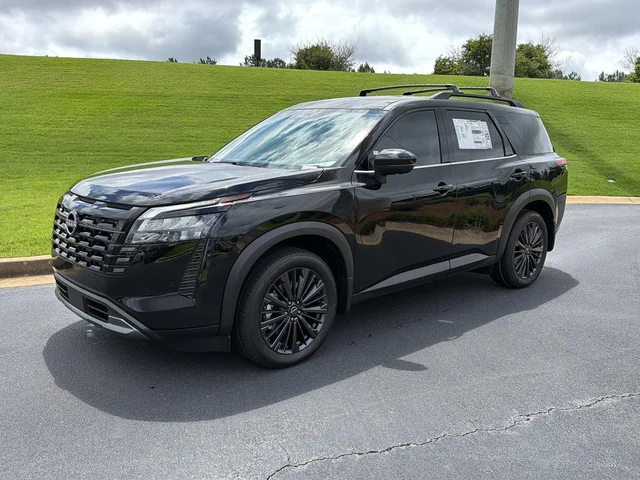 New 2026 Nissan Pathfinder SL