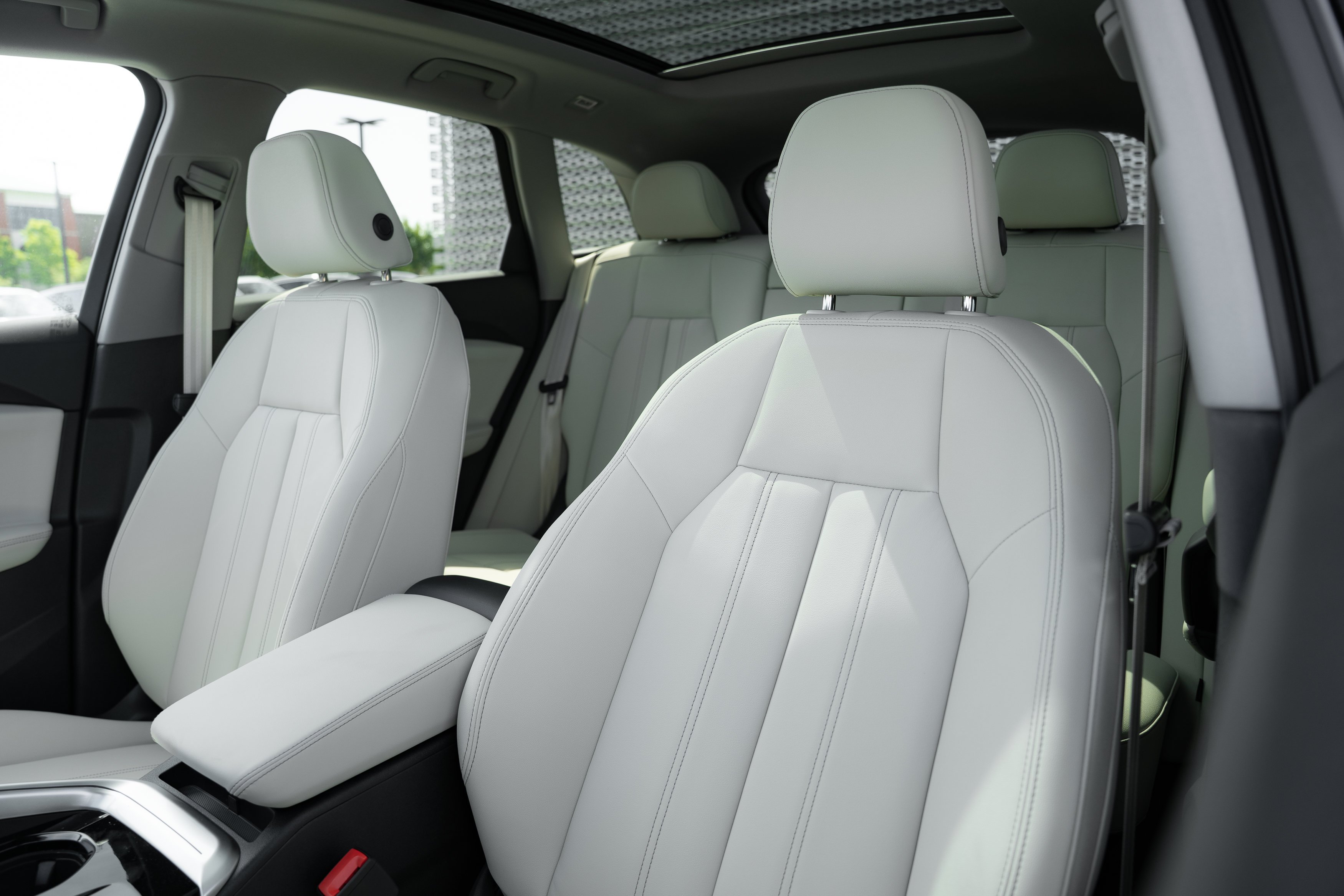 New 2026 District Audi Premium Plus image 22