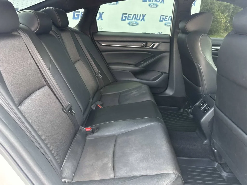 Used 2019 White Honda Sport 2.0T image 17