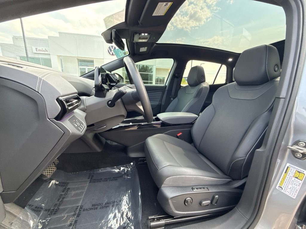 Certified Used 2023 Silver Mist Metallic Volkswagen Pro S image 10