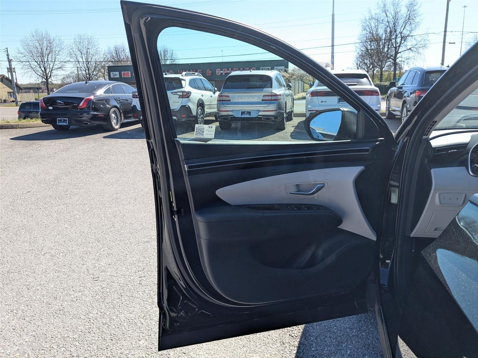 Used 2024 Black Pearl Hyundai SEL image 10
