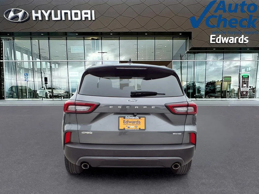 Used 2025 Gray Ford ST-Line image 6