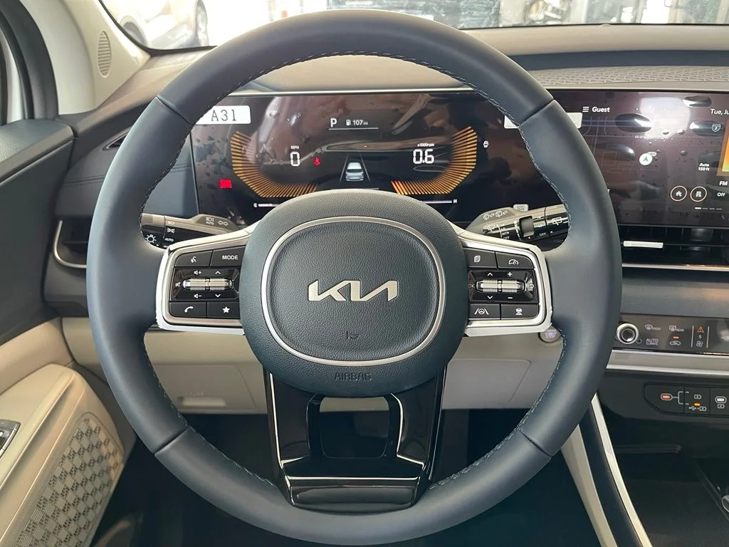 New 2026 White Kia EX image 12