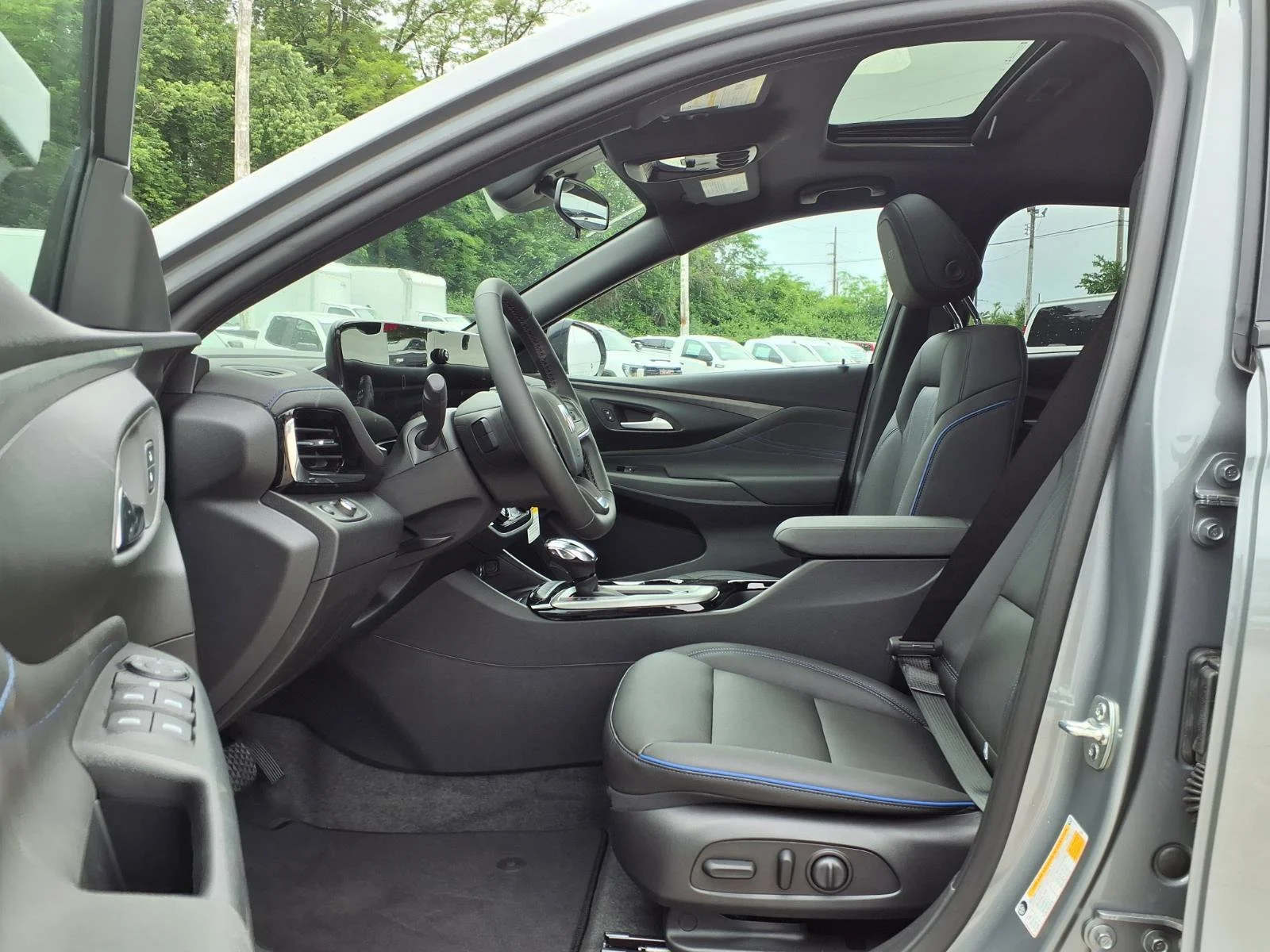 2026 Buick Envista Sport Touring - Photo 16