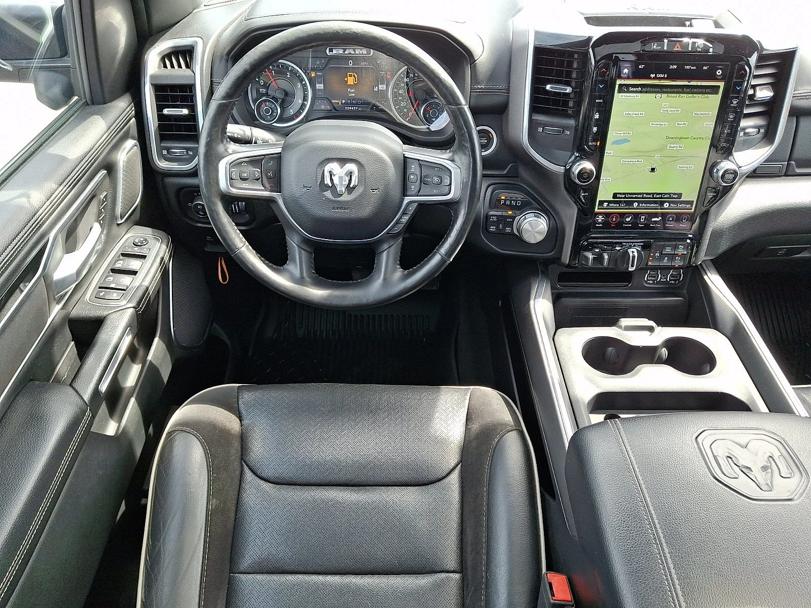 Used 2021 Diamond Black Crystal Pearlcoat Ram Laramie image 12