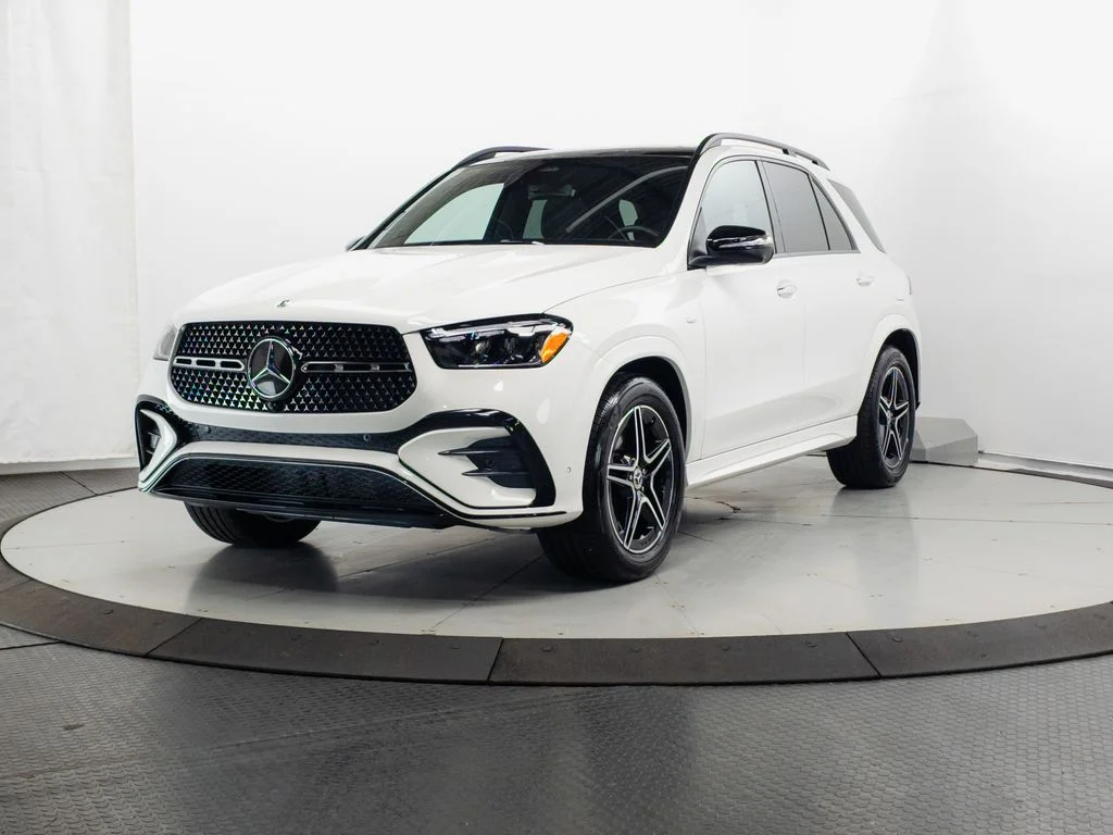 Used 2025 Polar White Mercedes-Benz GLE 450e image 3