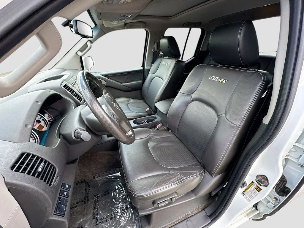 Used 2013 Glacier White Nissan PRO-4X image 18