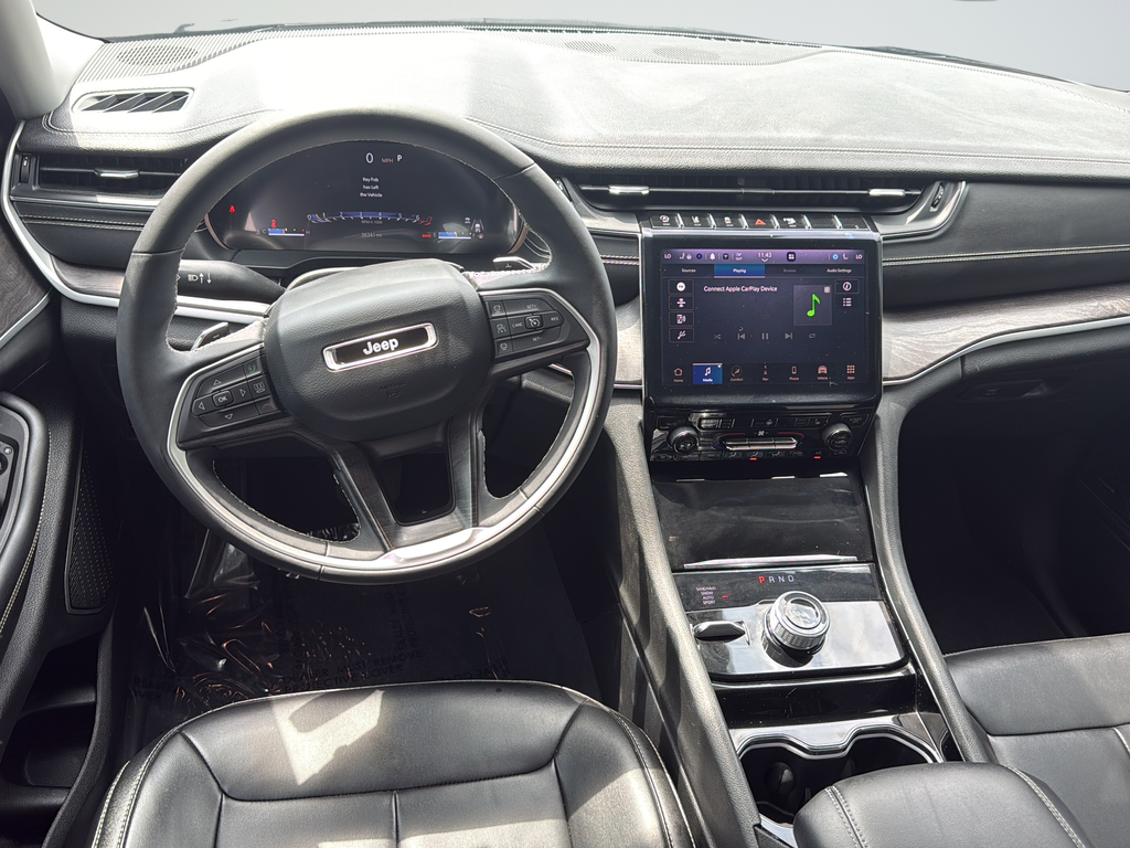 Used 2023 Silver Jeep Limited image 12