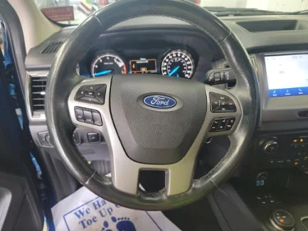 Used 2020 Lightning Blue Metallic Ford XLT image 9