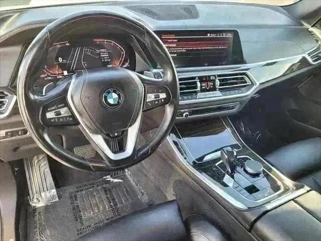 Certified Used 2019 White BMW xDrive40i image 13