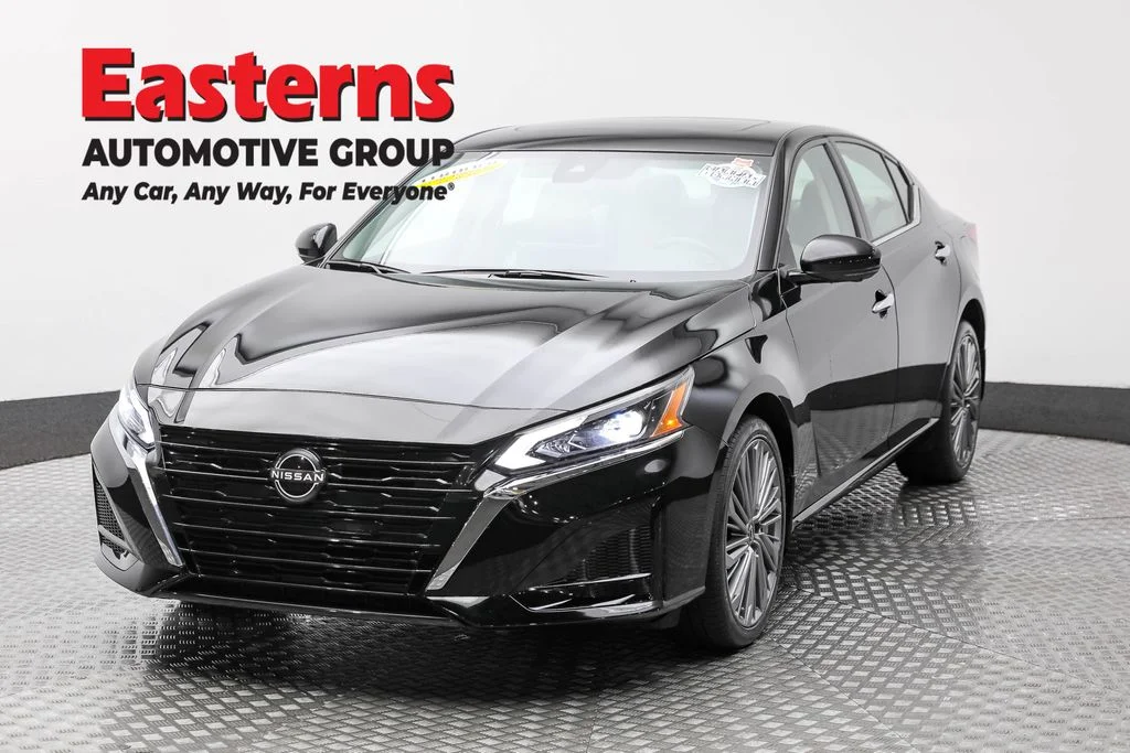 Used 2024 Black Nissan 2.5 SL image 1