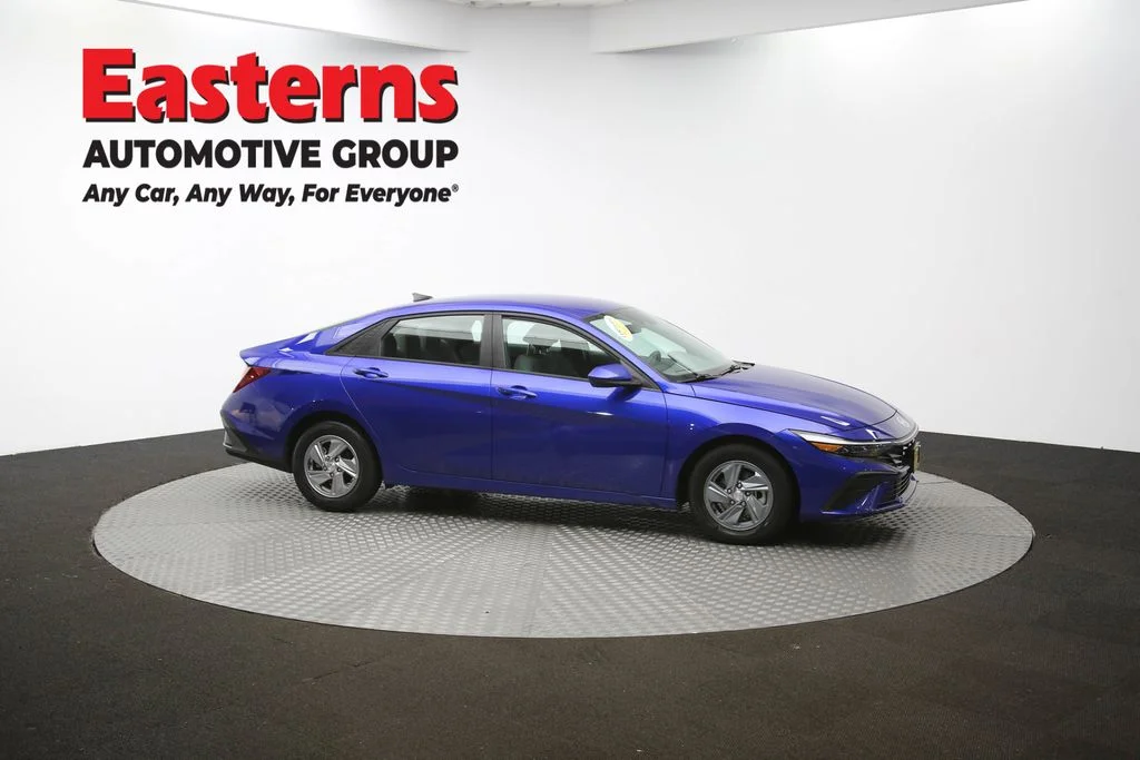 Used 2024 Blue Hyundai SE image 44