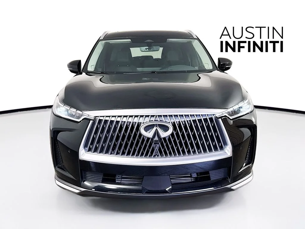 Certified Used 2026 Black INFINITI LUXE image 3