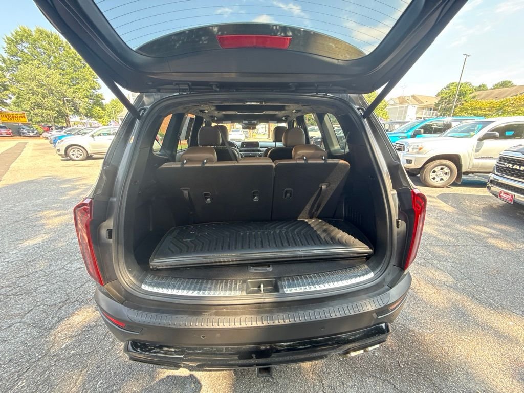 Used 2022 Green Kia SX image 5