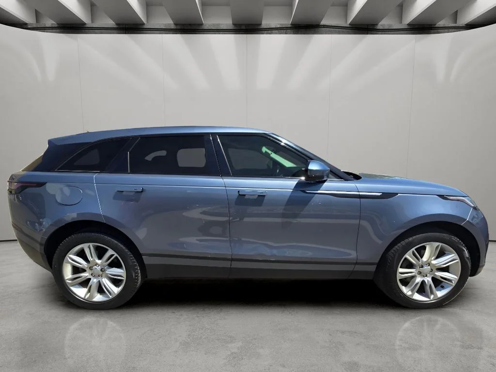 Used 2020 Byron Blue Metallic Land Rover S image 9