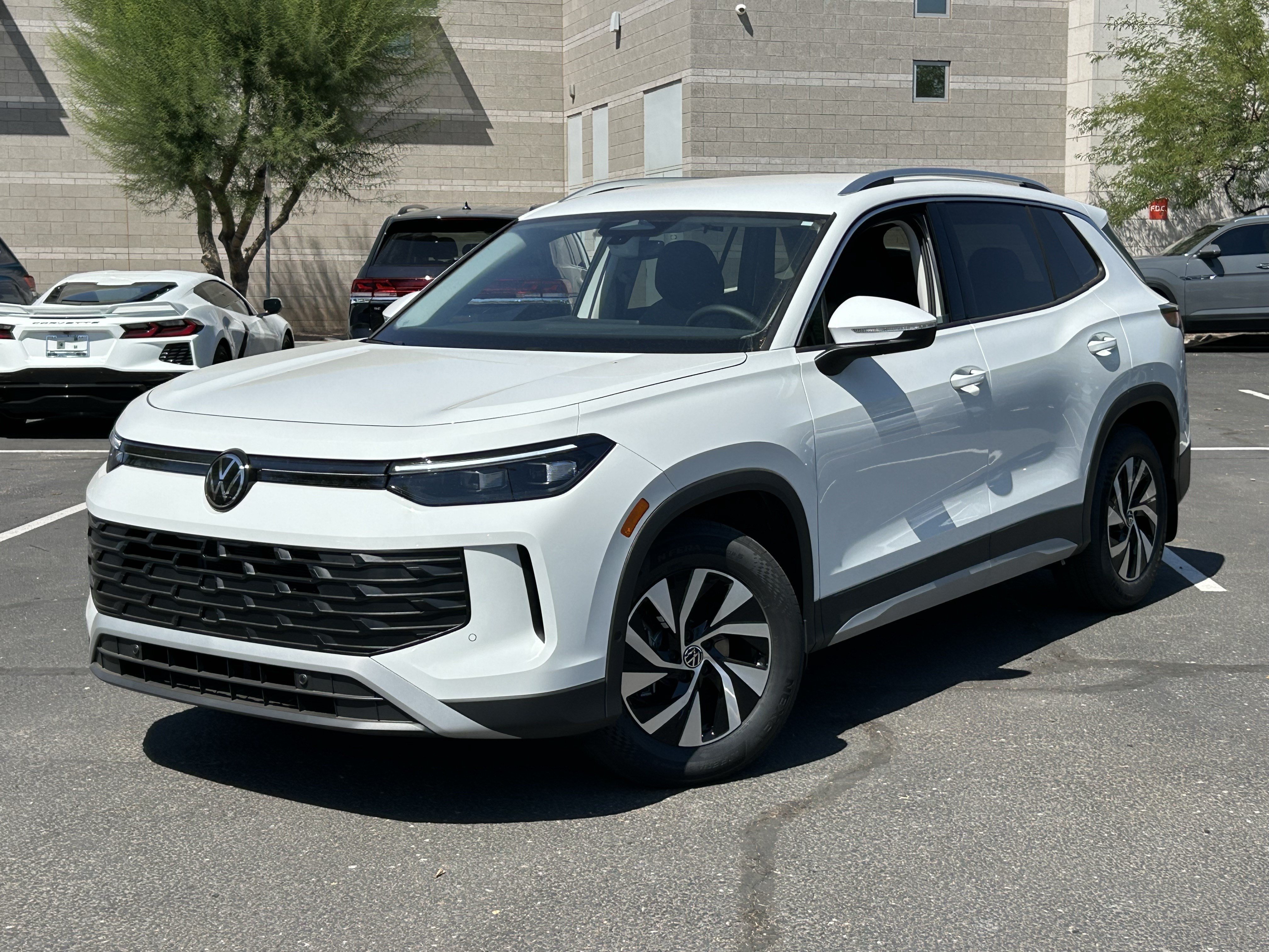 New 2026 Pure White Volkswagen S image 21