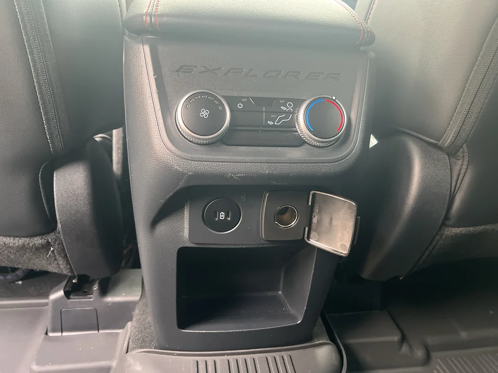 2025 Ford Explorer ST-LINE - Photo 25