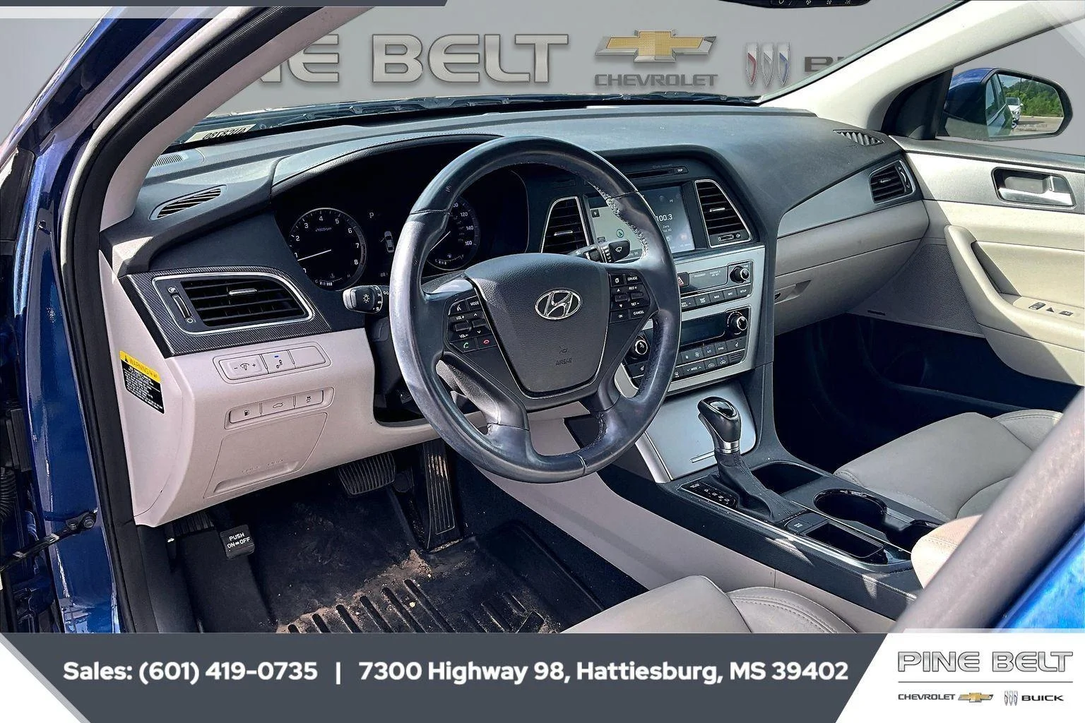 Used 2015 Lakeside Blue Hyundai 2.4L Sport image 12